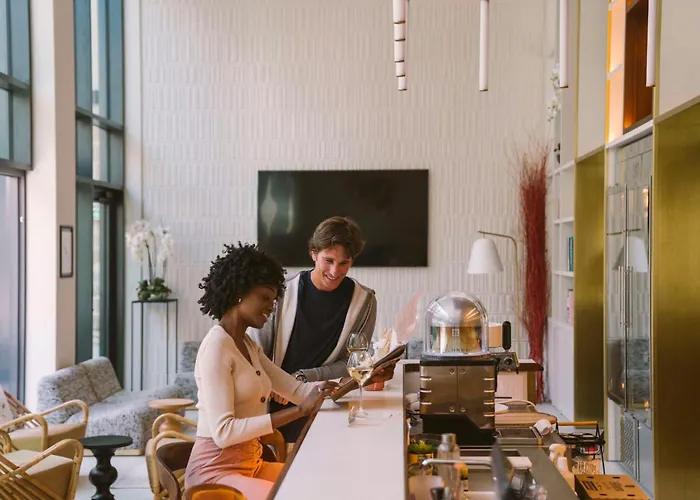 Hotel Yac Paris Clichy, A Member Of Radisson Individuals