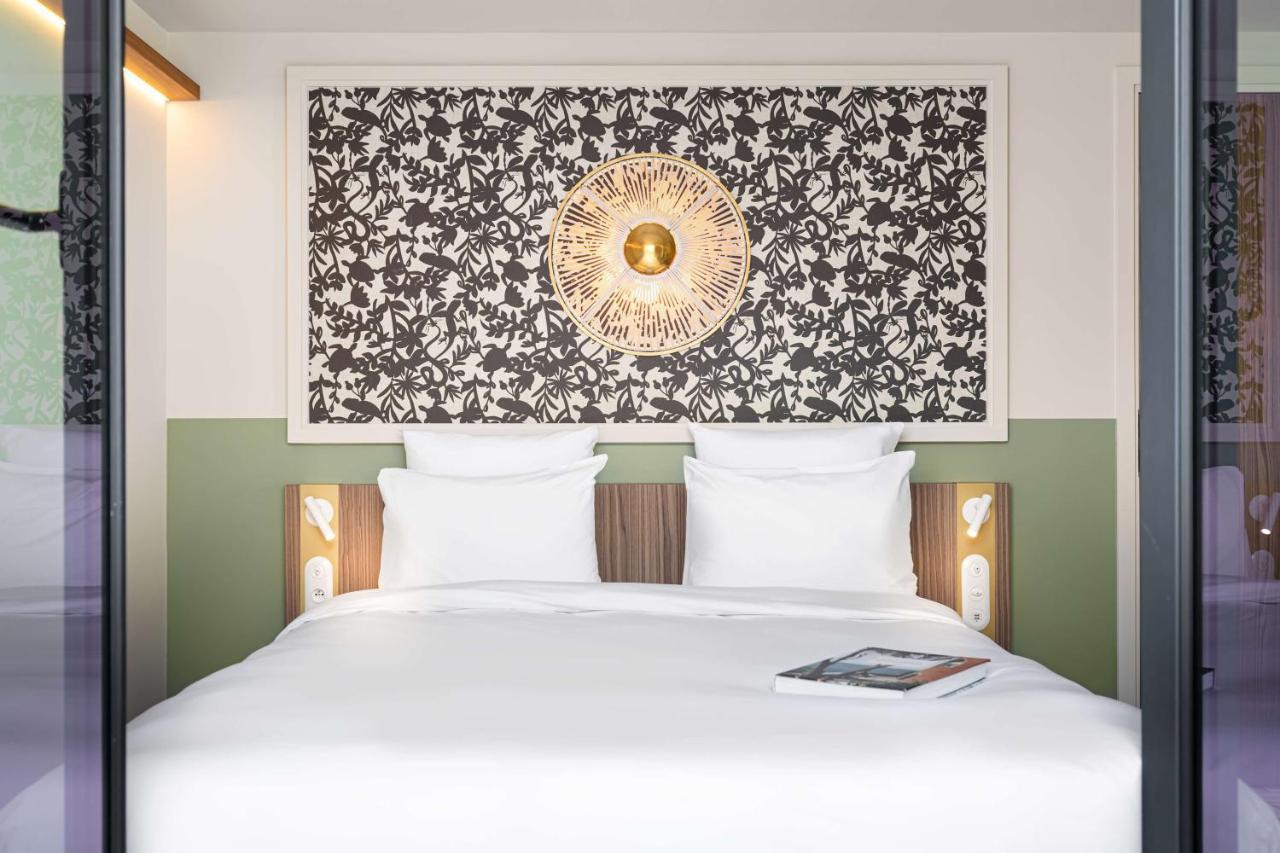 Yac Paris Clichy, A Member Of Radisson Individuals 4* Clichy