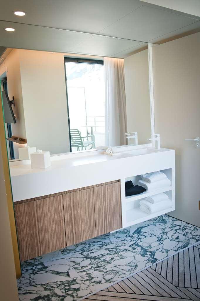 Yac Paris Clichy, A Member Of Radisson Individuals Hotel Clichy